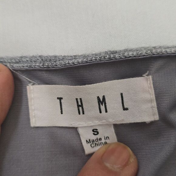 THML EMBROIDERED SHIFT DRESS SIZE SMALL. - Picture 8 of 10